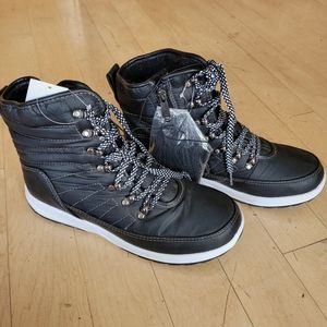 High Top Water-resistant Weather Proof Sneakers, CostCo Size 9
